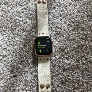 Series 3 Rose Gold Apple Watch